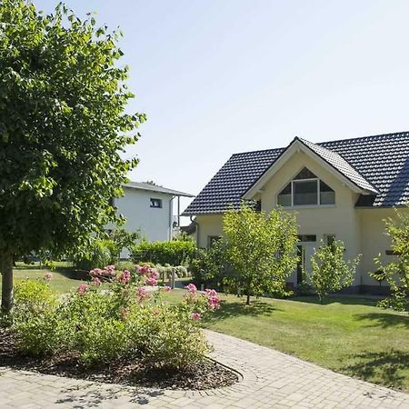 Ferienwohnung Am Waldesrand Sellin  Exterior photo